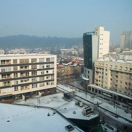 Apartman Titanic Lux * Тузла