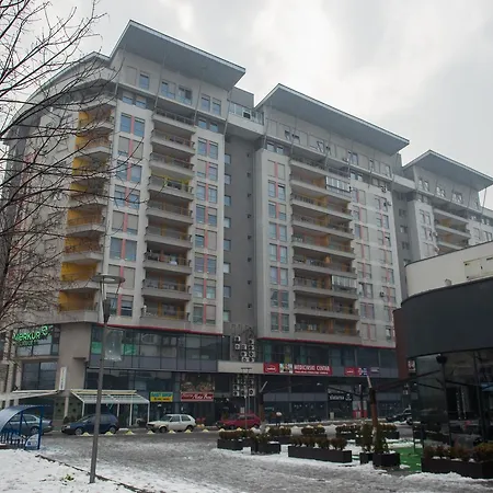 Apartman Titanic Lux * Тузла